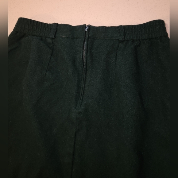 NORTON MCNAUGHTON Vintage Green 100% Wool Skirt - Picture 8 of 9